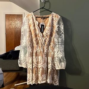 NWT BooHoo white and nude lace dress